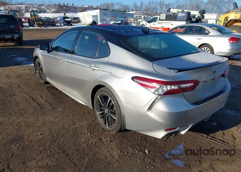 2019 Toyota Camry Xse z USA, uszkodzony, nr VIN 4T1B61HK8KU181729